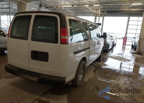 2008 Chevrolet Express Work Van из США, поврежденный, VIN 1GCFG15X781222123